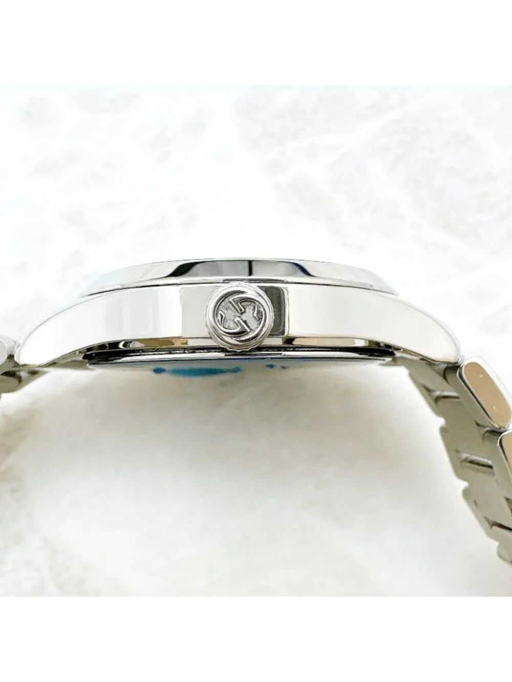 Gucci G-Timeless 126.5 Watch Quartz Stainless Steel